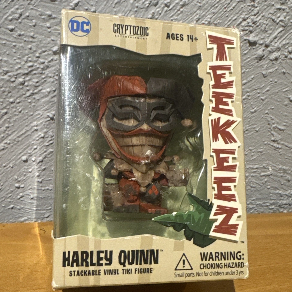 Teekeez Cryptozoic DC Comics Harley Quinn 2.5" Stackable Vinyl Figure - Image 1 of 4