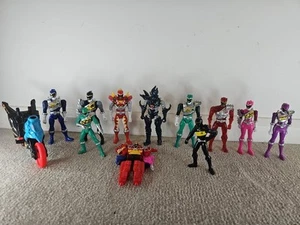 Pacchetto action figure Power Rangers Dino Charge 5,5" - Foto 1 di 10