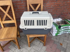 Katzen Oder Hundrbox für Kleine Hunde - Bild 1 von 2