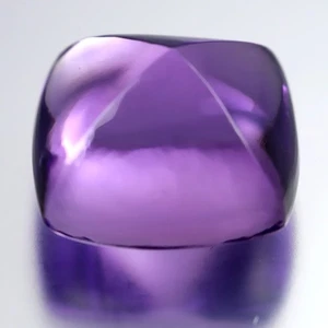 14.18 ct Sugarloaf Cut (14.06 x 13.89 mm) Unheated / Untreated Purple Amethyst - Picture 1 of 4