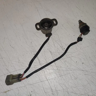 Suzuki Sidekick GEO Tracker 1991-1995 1,6 L inyector de combustible y TPS Foto 1 de 2