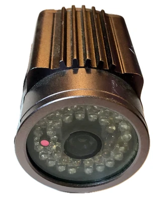 Cámara de vigilancia CCD para exteriores QSee QSC48030 con Balun LTA1010 BNC a RJ-45 Foto 1 de 4