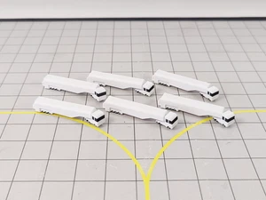 6x White FUEL BOWSER TANKER TRUCKS (Rotating) Airport GSE Vehicles 1:400 Scale - Picture 1 of 9