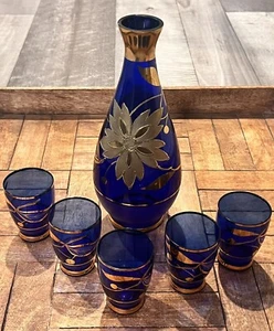 Bohemian Crystal Decanter~w/5 Cups~Cobalt Blue~Gold Etching~Czechoslovakia - Picture 1 of 24