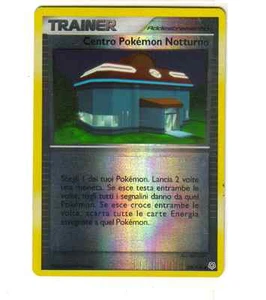 CARTA POKEMON - TRAINER - CENTRO POKEMON NOTTURNO - 108/130 - FOIL - IN IT - Foto 1 di 1
