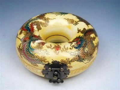 Joyero collar redondo de madera acabado amarillo dragón fénix bola de fuego #042025 Foto 1 de 4