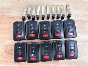 LOTE DE 10 LLAVES INTELIGENTES TOYOTA OEM 4 BOTONES SUV 2110 PLACA HYQ14FBA listas para programar - Imagen 1 de 2