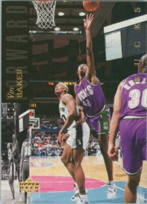 Vin Baker RC 1993-94 Upper Deck SE #69 Milwaukee Bucks Basketball Rookie Card - Image 1 of 2