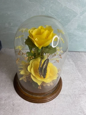 Vintage Mariposa Cloche Cúpula Seda Flores Amarillo Marco Madera 9" Foto 1 de 4