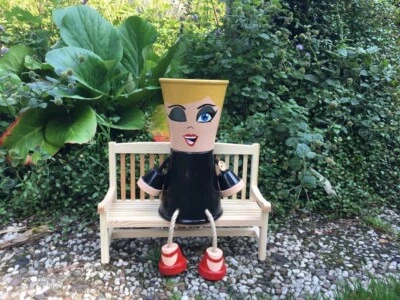 Black Lady Tontopf Figur, 24,5cm, handbemalt, mit viel ❤️ gemacht , Dekoration - Bild 1 von 4