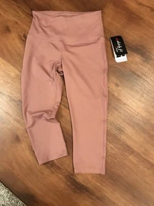 Absolutely Fit VOGO Tummy Control Small NWT 3/4 Athletic Pants Activewear Yoga - Picture 1 of 9