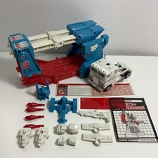 Vintage 1980’s Hasbro Transformers G1 Ultra Magnus + Instructions Stats Card