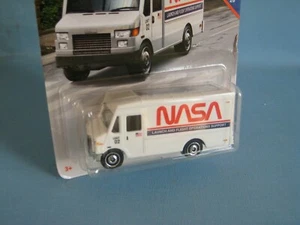 Streichholzschachtel NASA Mission Support Fahrzeug Lieferung Van Spielzeug Modellauto 70 mm USA BP c - Bild 1 von 2