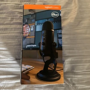 Logitech for Creators Blue Yeti USB Microphone for Gaming, Streaming, Podcasting - Picture 1 of 3