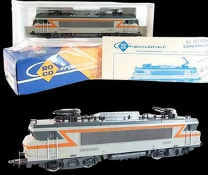 train HO ROCO HO LOCOMOTIVE BB 22201 / jouet ancien - Picture 1 of 4