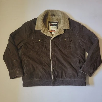Chaqueta forrada de sherpa de granero marrón XL de pana tallada con volantes para hombre  Foto 1 de 4