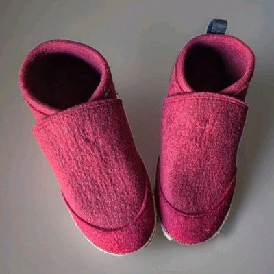 BOTAS ZAPATILLAS WOOLFIT TAIGA/ROJO OSCURO/SUELA DE CUERO/EU 39/US CON 8/USADAS/EXCELENTES Foto 1 de 4