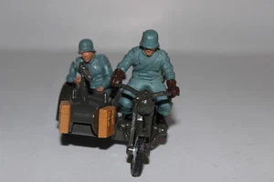 BRITAINS DEETAIL GERMAN BMW motorcycle and sidecar WW2 1/32 scale - Picture 1 of 4
