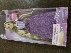 DISNEY STORE PRINCESS RAPUNZEL W/RING 2018 CLASSIC BARBIE DOLL COLLECTION - Picture 1 of 7