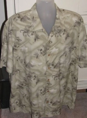 Trader Bay XL Green Tropical Island Beach Cruise Aloha Wear Shirt - Image 1 of 4