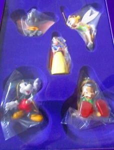 Walt Disney Storybook Ornament Set 75 anni di amore e risate Topolino Nuovo con scatola - Foto 1 di 3