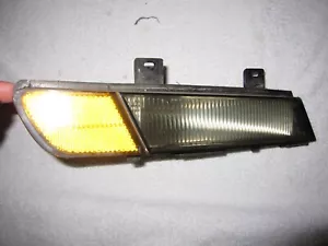 Corvette front bumper side marker turn light Right 91 92 93 94 95 96 C4 - Picture 1 of 2