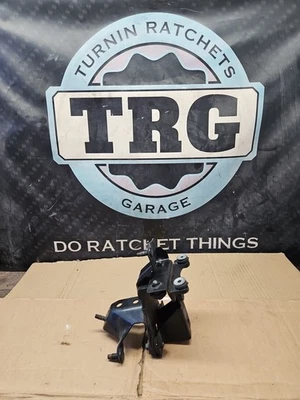 06-10 Soporte de montaje de actuador antideslizante ABS 47840-EH000 Infiniti M35 M45 Foto 1 de 4