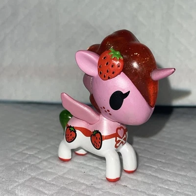 Tokidoki Unicorno SDCC Metallico Serie 4 Rubí Fresas Caja Ciega Figura Foto 1 de 4