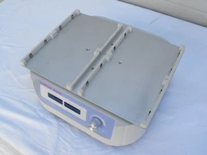 Agitador orbital digital Southwest Science con capacidad de 4 microplacas, impecable - Imagen 1 de 7