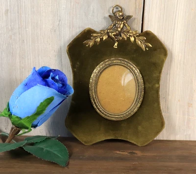 Ancien Cadre Porte Photo Murale Velours Vert et Laiton Ange Putti Italie - Photo 1/4