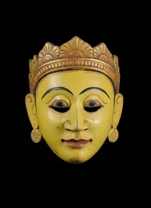 Unique Handcrafted 13 in  Wooden Royal King Mask from Sri Lanka Traditional Asia - Picture 1 of 1
