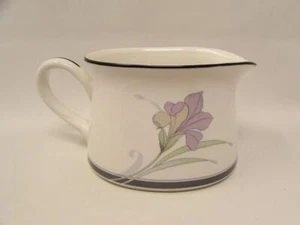 Cafe DuSoir New Decade by Noritake Gravy Boat Gray Band Pink/Purple Floral b174 - Picture 1 of 3