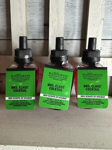 BATH & BODY WORKS Set x3 Wallflowers MRS. CLAUS' COCKTAIL Fragrance Refill Bulbs - Picture 1 of 4