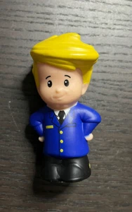 "Traje azul Fisher Price Little People Boy Eddie piloto avión aeropuerto 2,5""" - Imagen 1 de 7