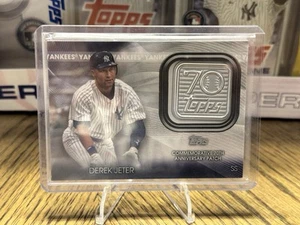 2021 Topps Topps 70th Anniversary Manufactured Logo Patches Derek Jeter #70LP-DJ - Picture 1 of 1