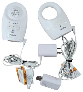 Monitor de bebé con audio digital de rango mejorado VTech DM1111 - blanco - Imagen 1 de 10