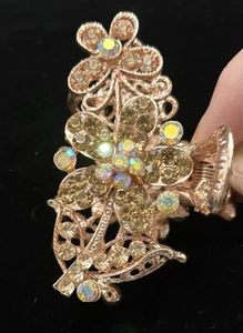 Pinza para el cabello adornada con diamantes de imitación en tono dorado - Imagen 1 de 7