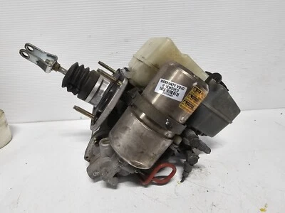 Conjunto de refuerzo de cilindro maestro bomba ABS Toyota 4Runner 2001-2002 AISIN Foto 1 de 4