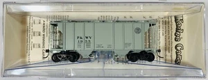 KADEE HO - 8632 - PS2 Covered 2 Bay Hopper - Pittsburgh & West Virginia - As New - Picture 1 of 8