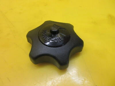 1998 SKI-DOO FORMULA 380 500 FAN OIL TANK BOTTLE RESERVOIR CAP LID COVER SEAL  - Image 1 of 4