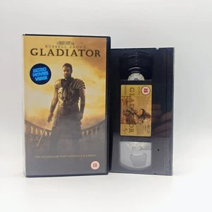 Gladiator VHS New and Sealed Russell Crowe, Joaquin Phoenix Video Tape (2000) - Picture 1 of 3