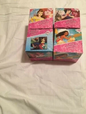 Disney Princesas Conjunto De (4) 48 Piezas Rompecabezas Lote Ariel Moana Blancanieves Bella Foto 1 de 4