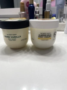 2 The Body Shop Mandelmilch & warme Vanille Körpercreme je 6,91 Unzen - Bild 1 von 4