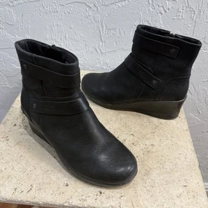 KEEN LINEA DONNA STIVALI CON ZEPPA KATE TAGLIA 8 MID IN PELLE NERA E ZIP INTERA - Foto 1 di 8