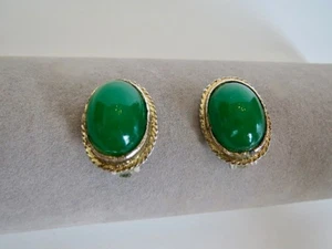 Vintage Faux JADE Silver tone CLIP-ON EARRINGS 1" Length - Picture 1 of 8