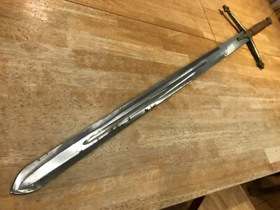"De colección, antigua, 2 manos afilada, espada enorme, empuñadura de latón hoja afilada medieval, 50""" Foto 1 de 4