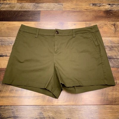 Liz Claiborne Classic Chino Short 14 Petite  Tuscan Olive Green Stretch New - Image 1 of 4