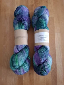 2 x 100 g Sockenwolle Plump Merino - Fingering handgefärbt von A Homespun House - Bild 1 von 1