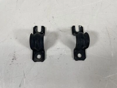 2003-2008 Nissan 350Z conjunto de suportes de barra oscilante traseira esquerda e direita fabricante de equipamento original - Imagem 1 de 4