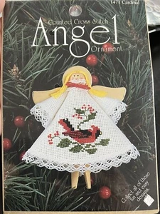 DMC Angel Counted Cross Stitch Clothespin Ornament #1471 Cardinal 1996 - NIP - Picture 1 of 2
